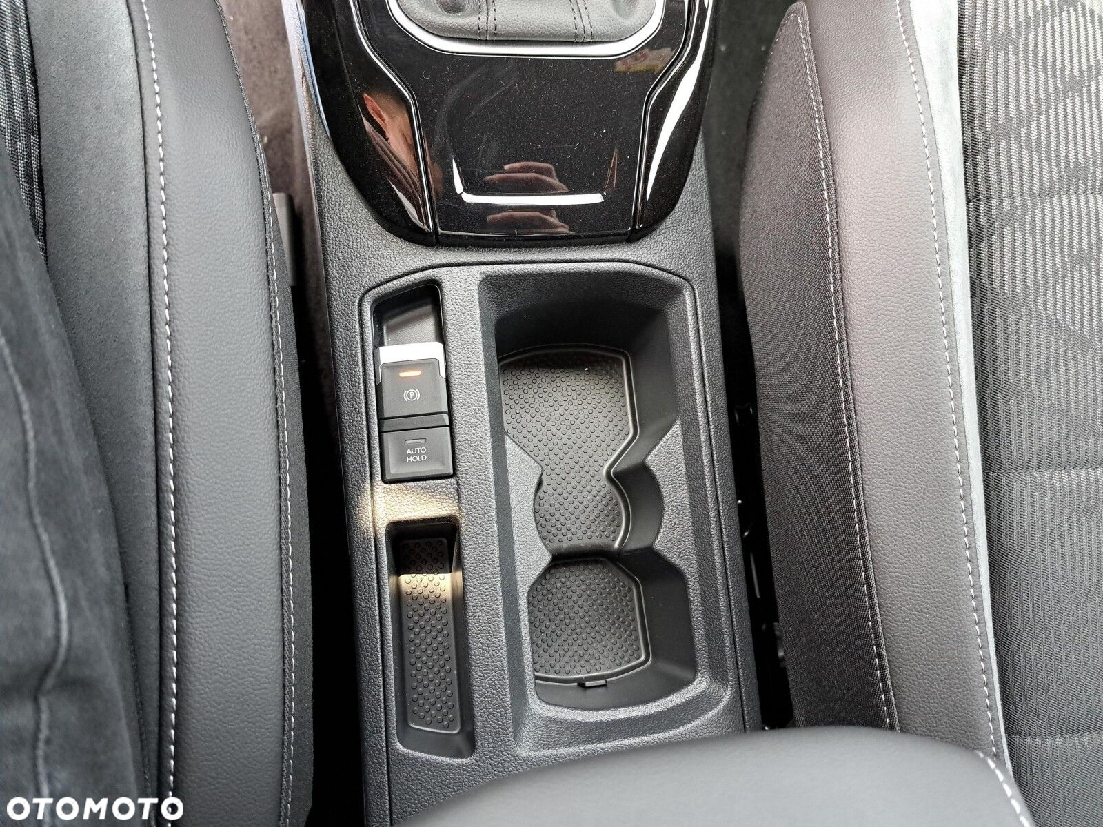 Volkswagen T-Roc 1.5 TSI R-Line Plus DSG - 22