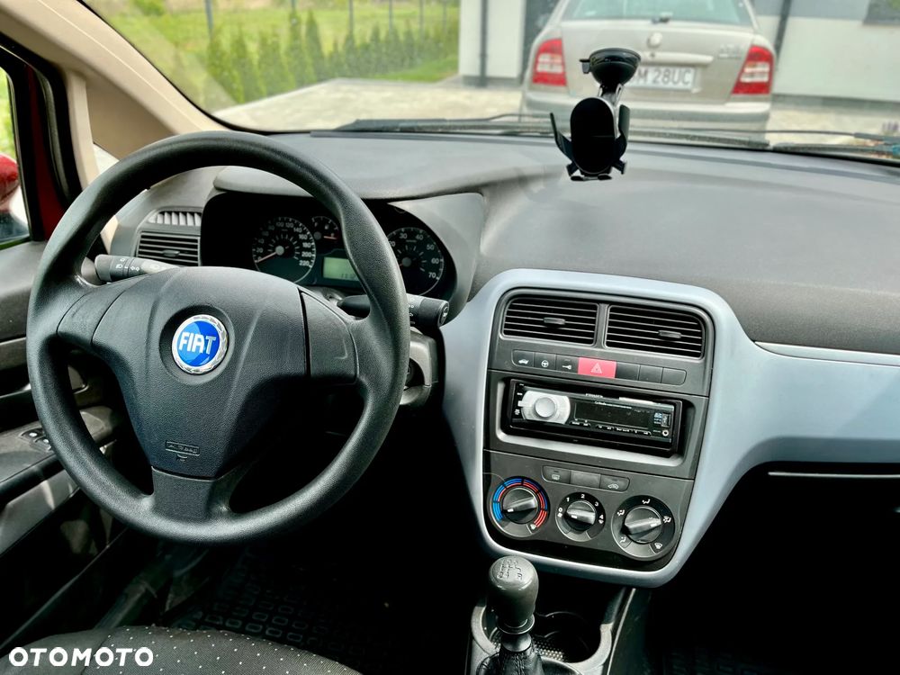 Fiat Grande Punto - 9