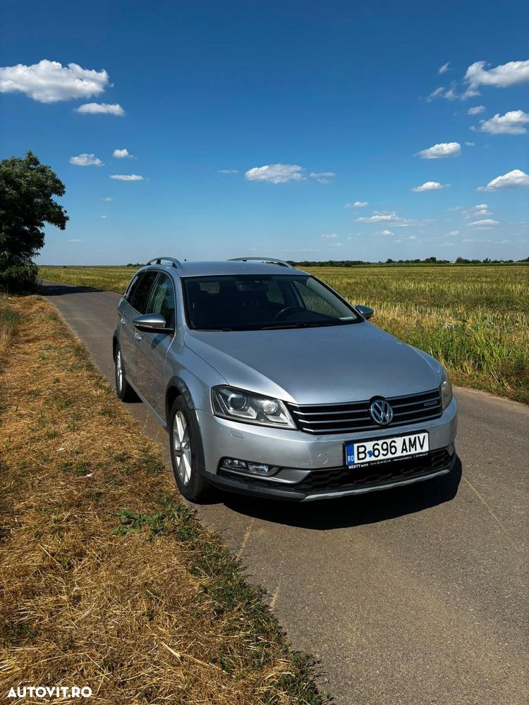 VOLKSWAGEN Passat Alltrack