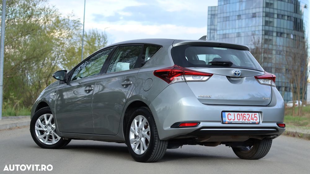 Toyota Auris - 3