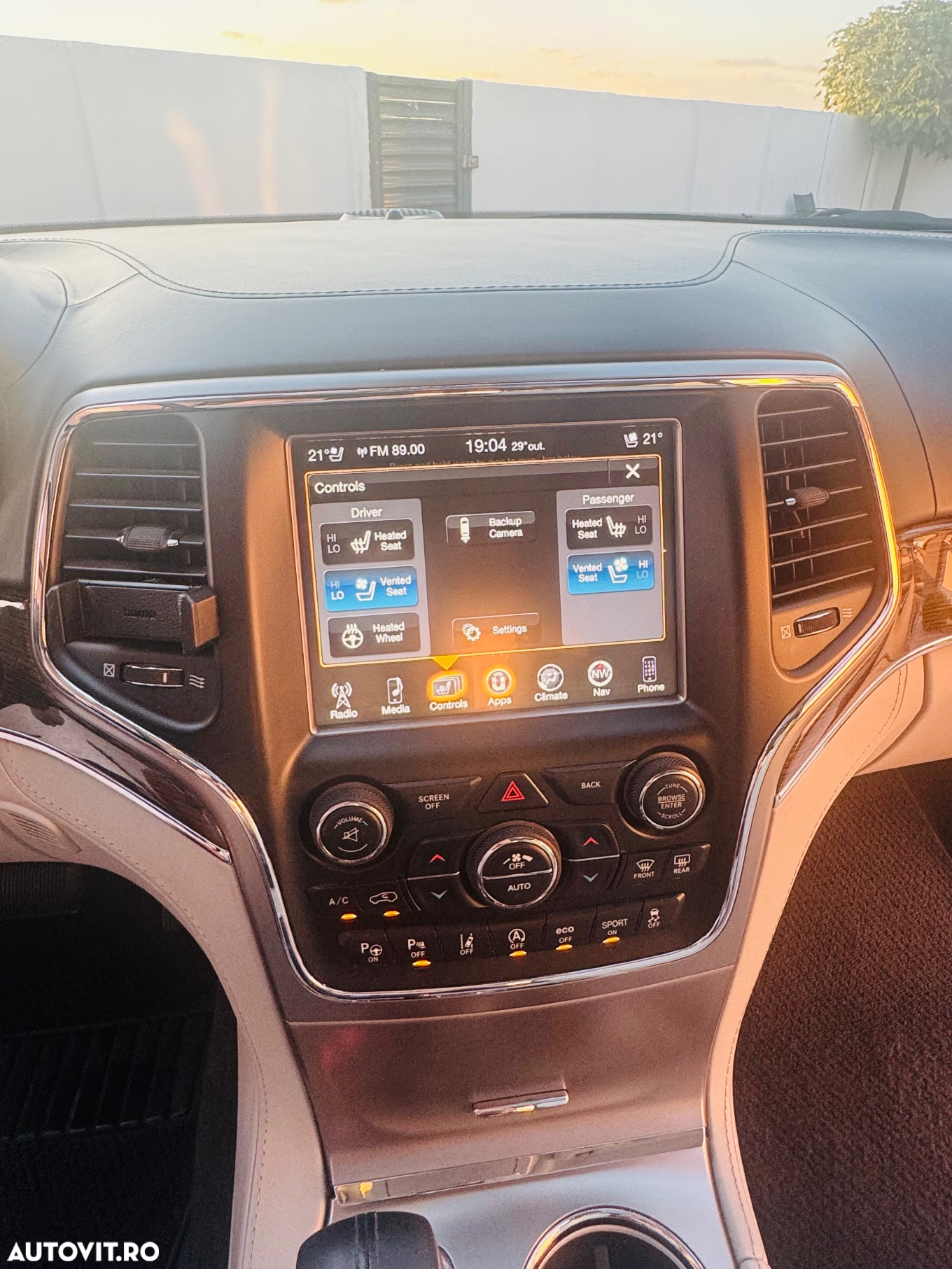 Jeep Grand Cherokee 3.0 TD AT Summit - 28