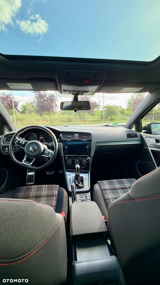 Volkswagen Golf GTI (BlueMotion Technology) DSG - 8