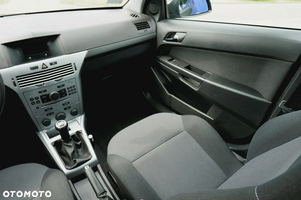 Opel Astra - 12