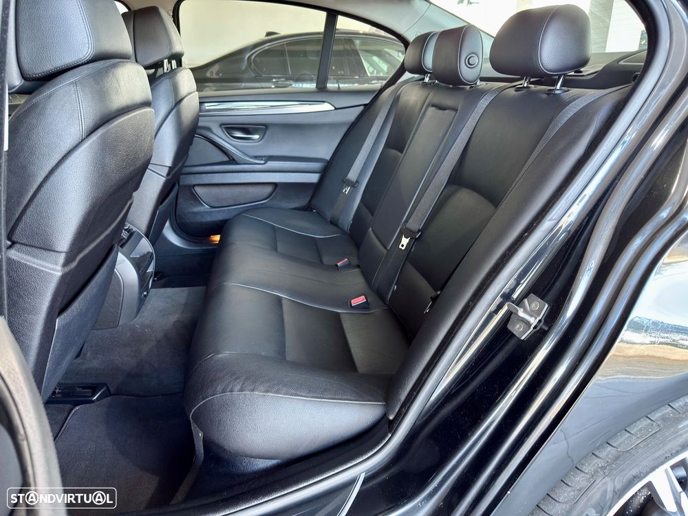 BMW 525 d xDrive Pack M Auto - 25