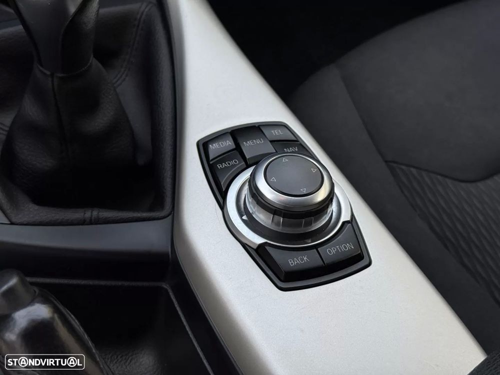 BMW 120 d Urban Line - 31