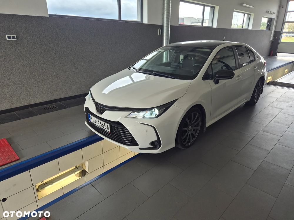 Toyota Corolla - 11