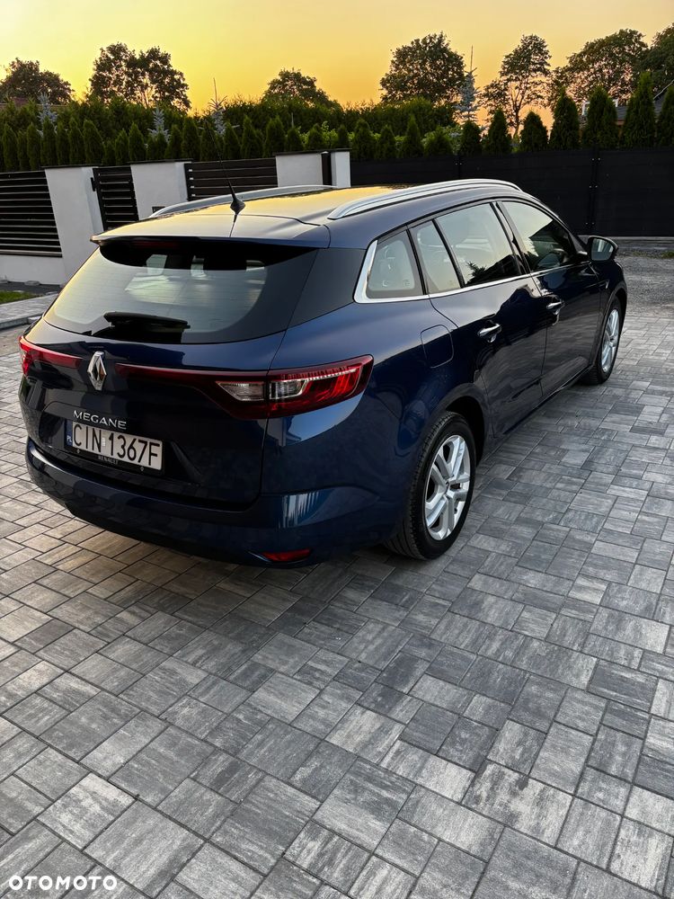Renault Megane 1.5 Blue dCi Business - 4