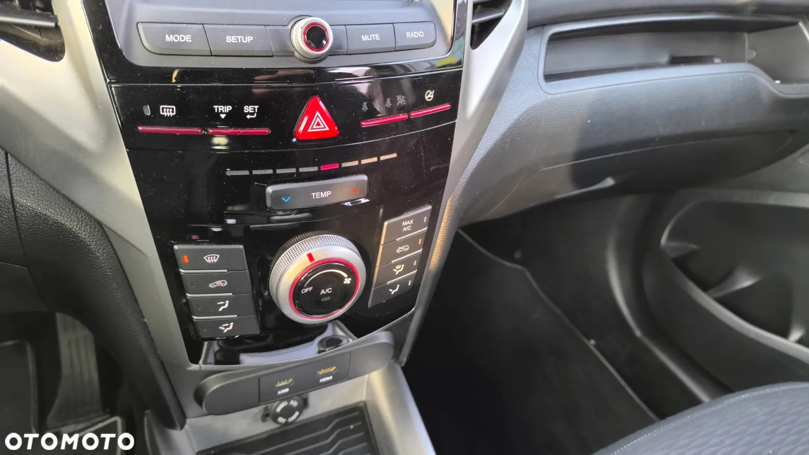 SsangYong/KGM Tivoli 1.6 Quartz - 18