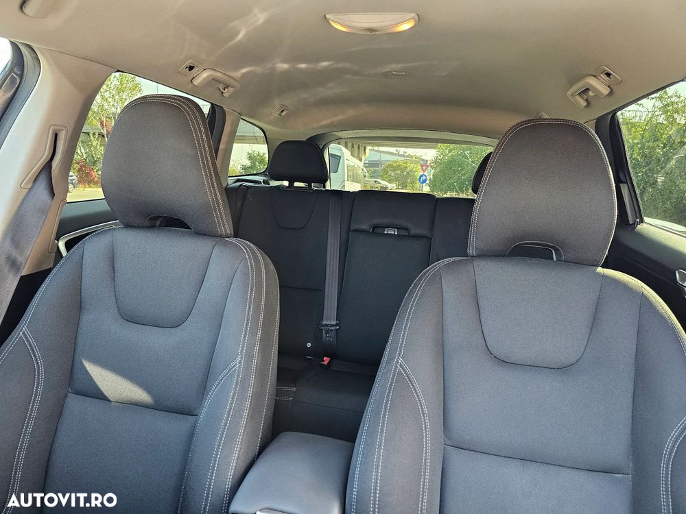 Volvo XC 60 - 18