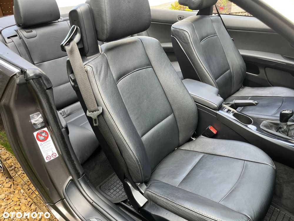 BMW Seria 3 320d - 24