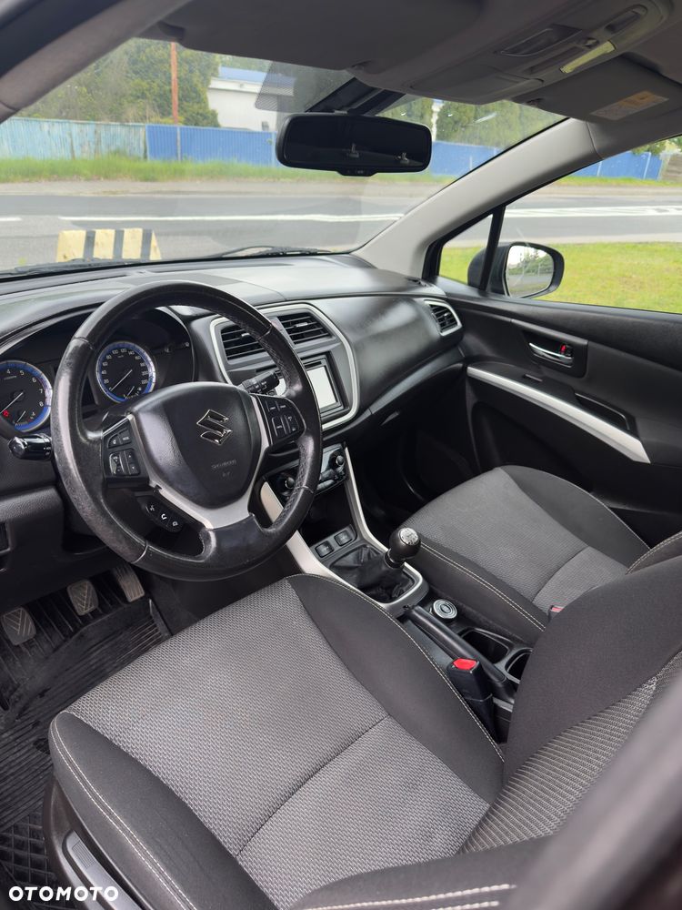 Suzuki SX4 S-Cross 1.6 Comfort - 15