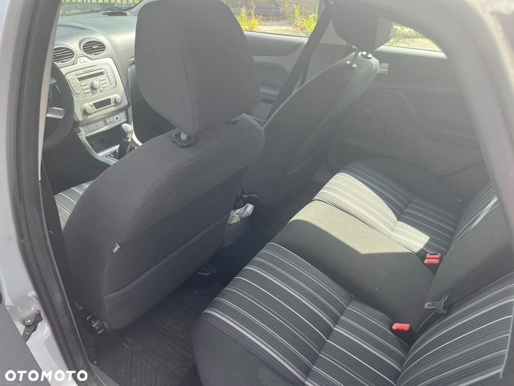 Ford Focus 1.8 TDCi Ghia - 6