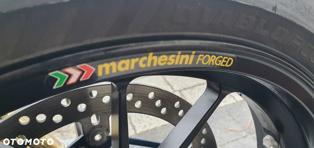 Ducati Streetfighter V4 - 9