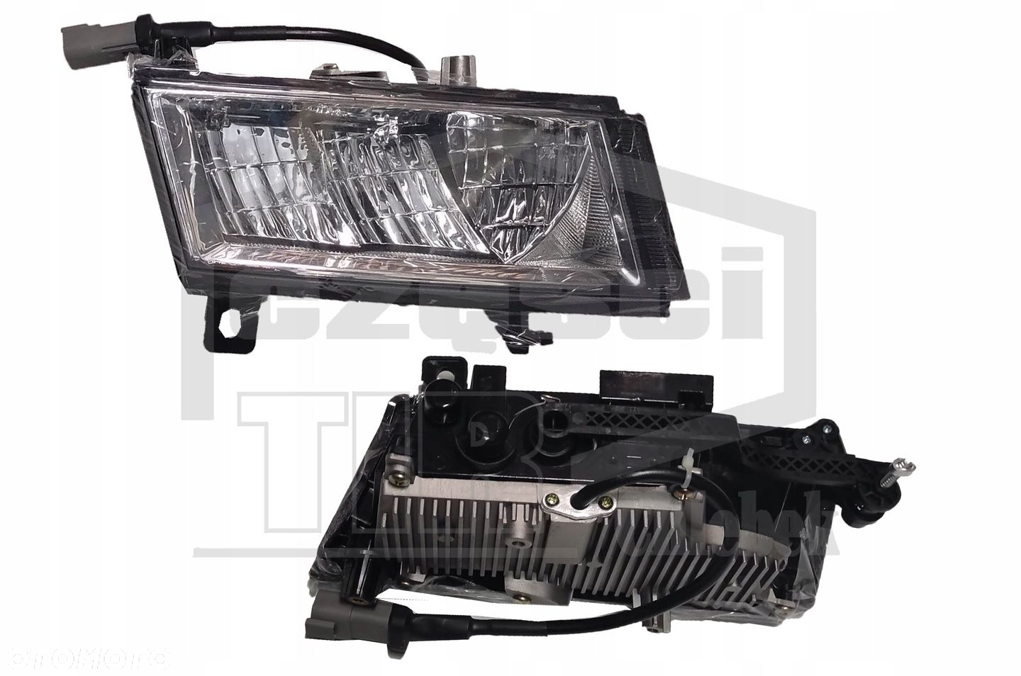 HALOGEN PRZECIWMGIELNY SCANIA 7 R/S LED PRAWY - 2