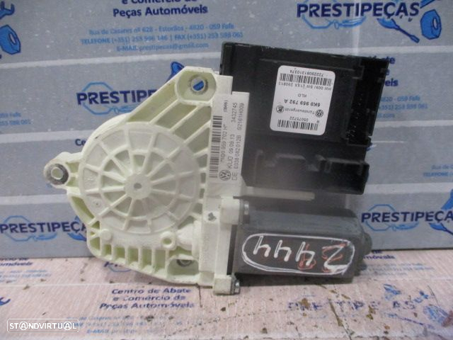 Motor Elevador Vidro 7746019400  1Q0959702H 5K0959792A VW SCIROCCO 3 FASE 1  2013 2.0TDI 140CV 3P PRETO FD - 2