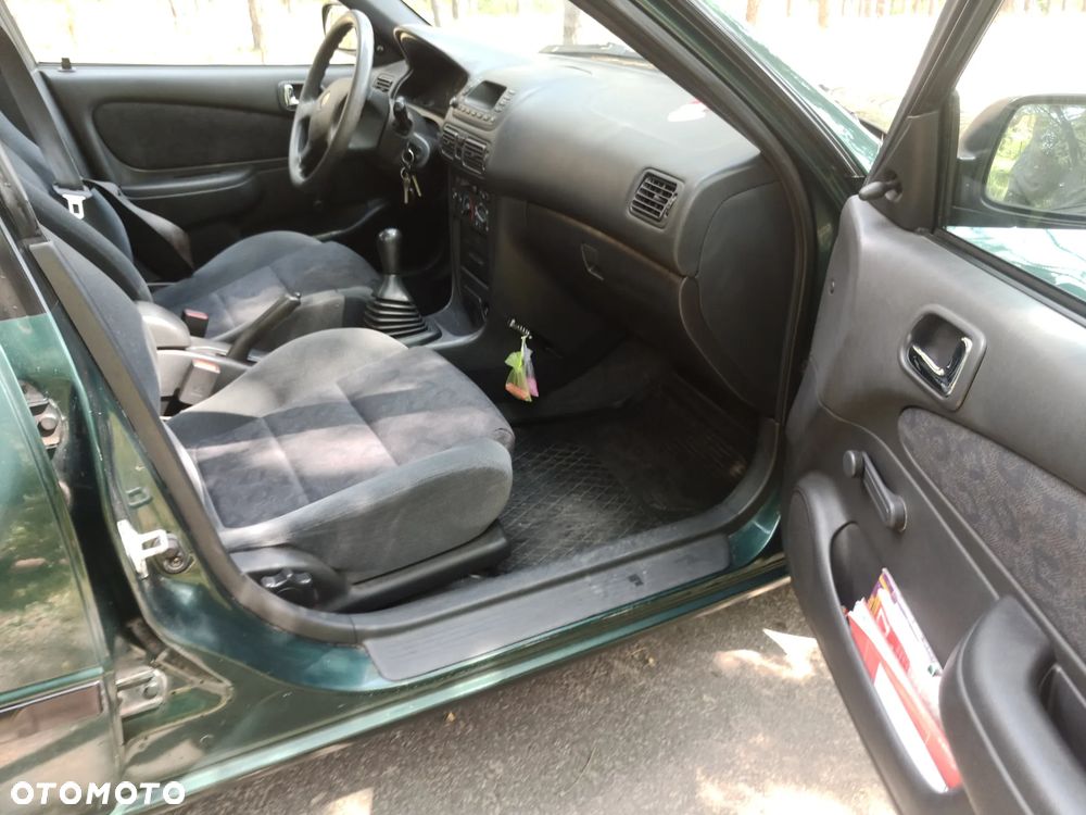 Toyota Corolla 1.4 Terra1 - 12