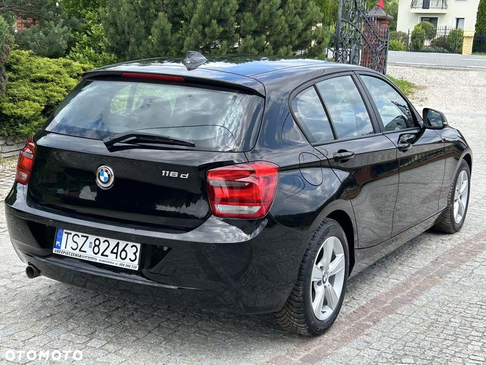 BMW Seria 1 116d EfficientDynamics Edition - 6