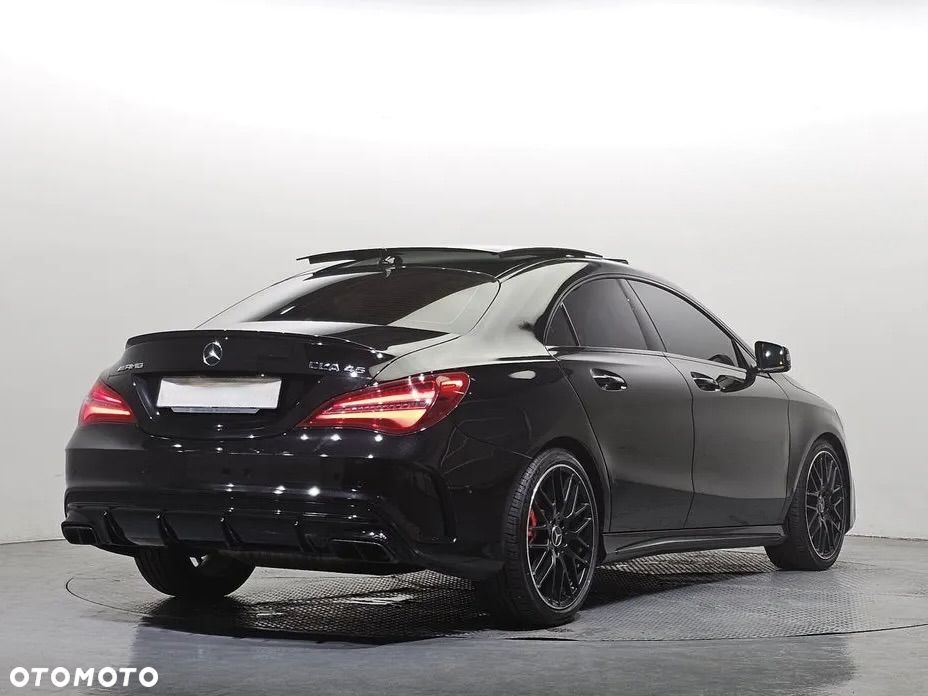 Mercedes-Benz CLA AMG 45 4Matic AMG Speedshift DCT 7G AMG Night Edition - 3