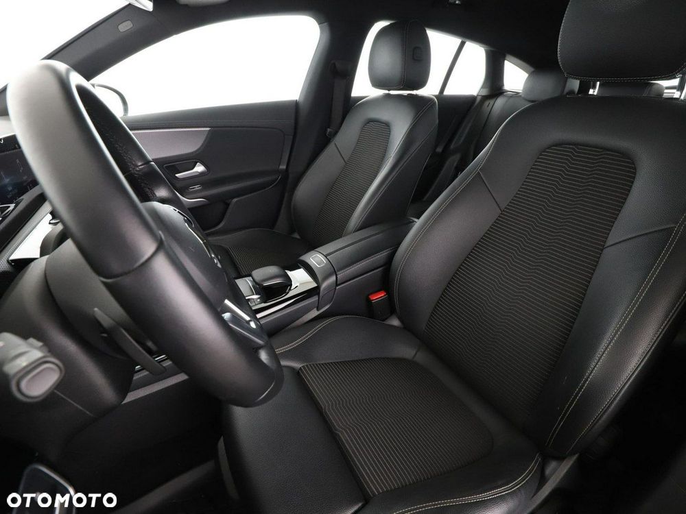 Mercedes-Benz CLA 200 d 8G-DCT Progressive - 14