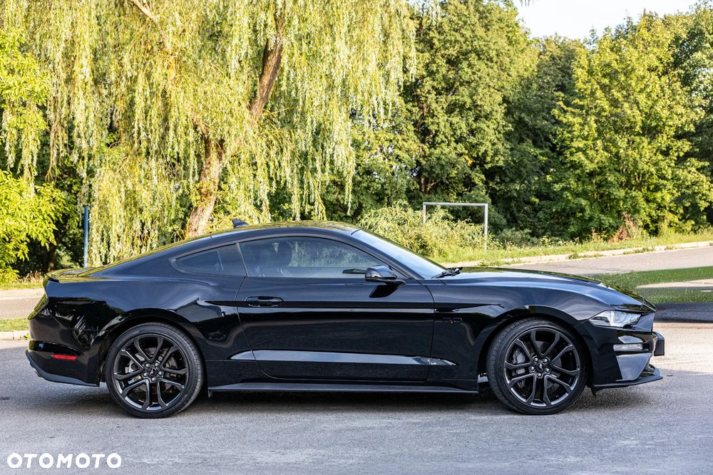 Ford Mustang - 5