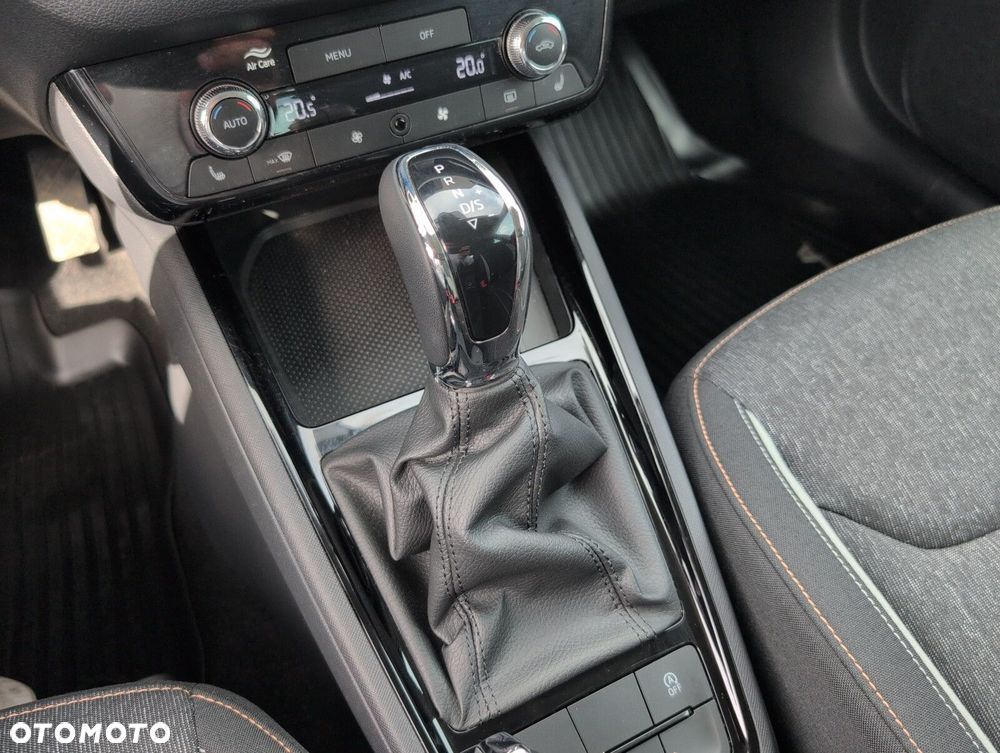 Skoda Scala 1.0 TSI Selection DSG - 32
