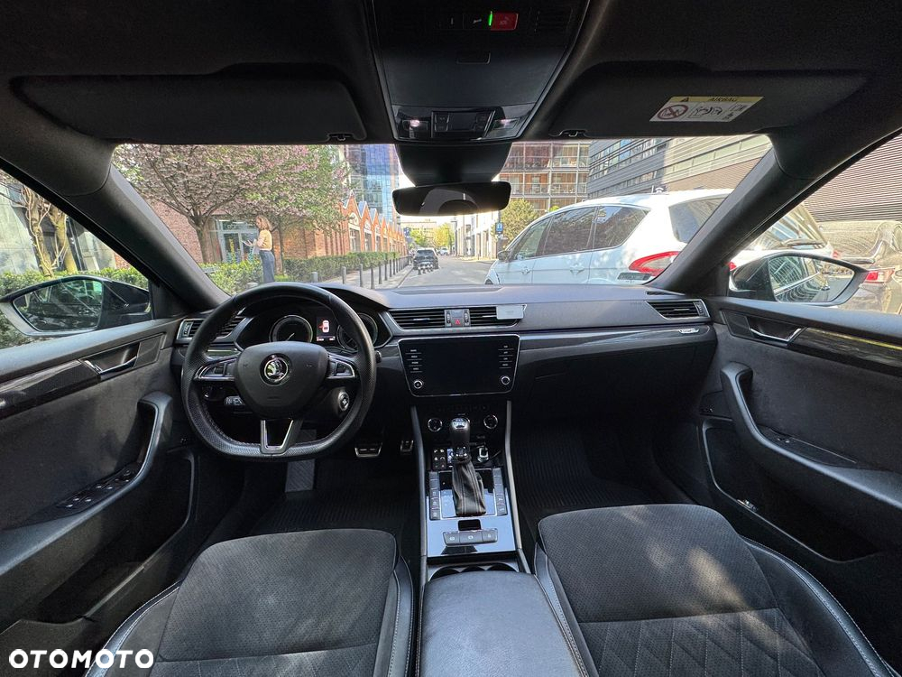 Skoda Superb 2.0 TDI 4x4 Sportline DSG - 24