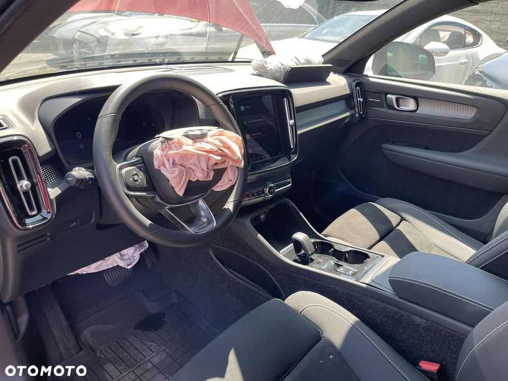 Volvo XC 40 B4 B AWD Geartronic RDesign - 8