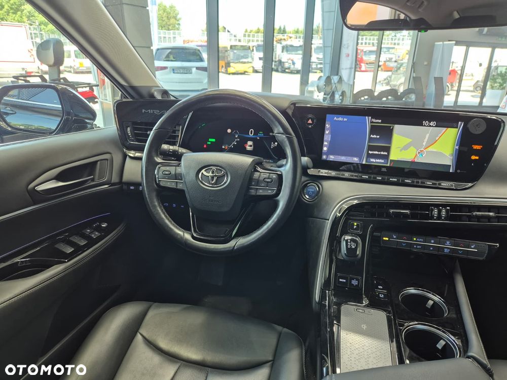 Toyota Mirai Executive - 21