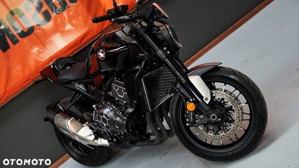 Honda CB - 3