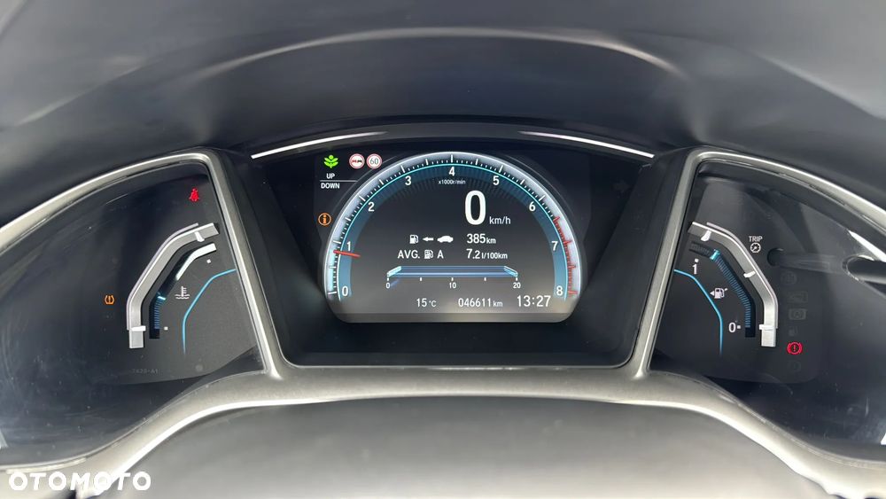 Honda Civic 1.5 T Executive - 26