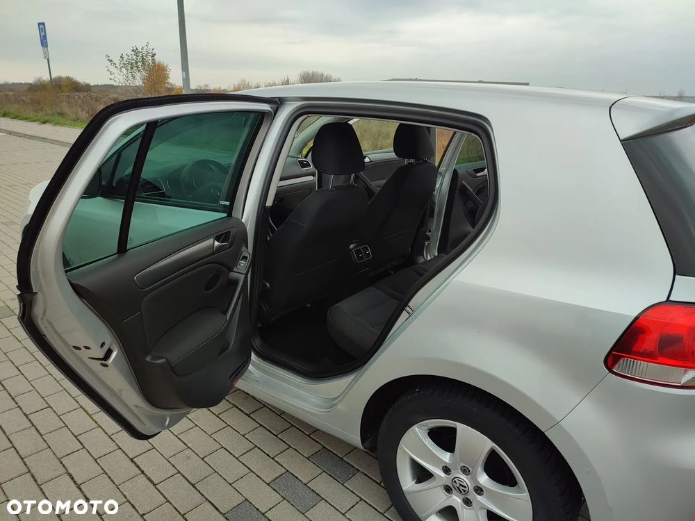 Volkswagen Golf 1.2 TSI BMT Trendline Perfectline - 31