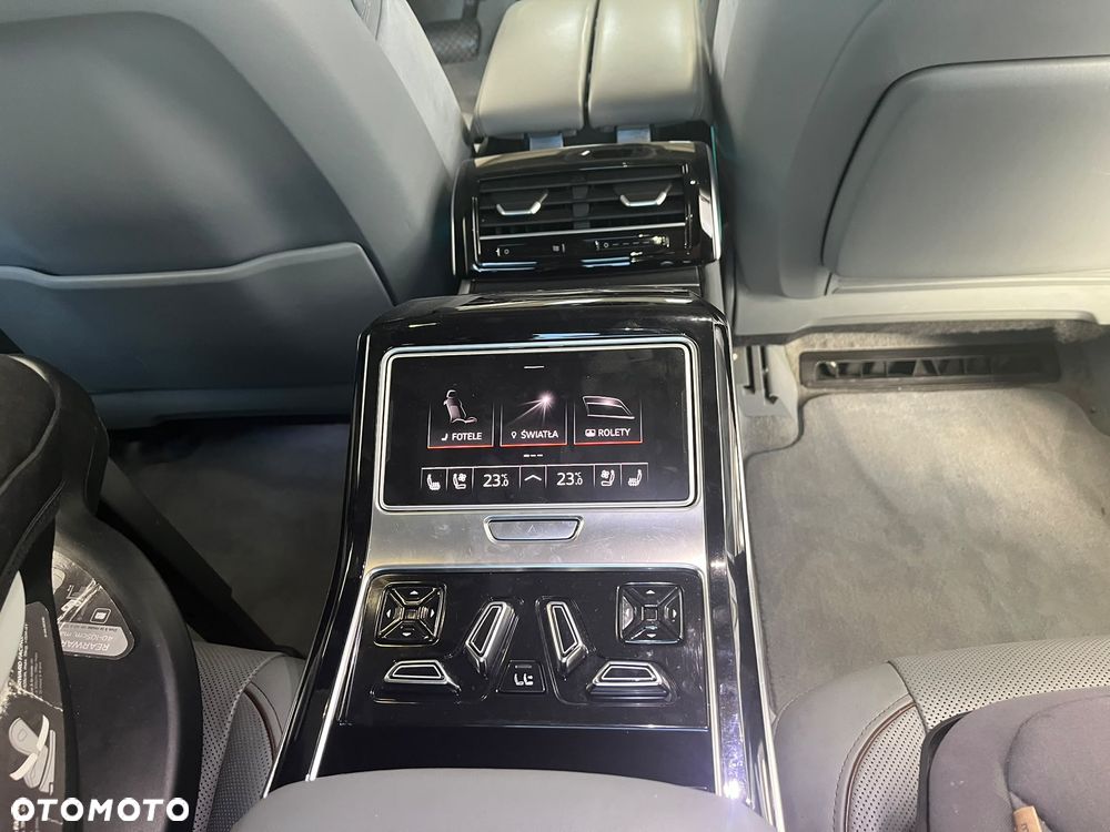 Audi A8 - 17