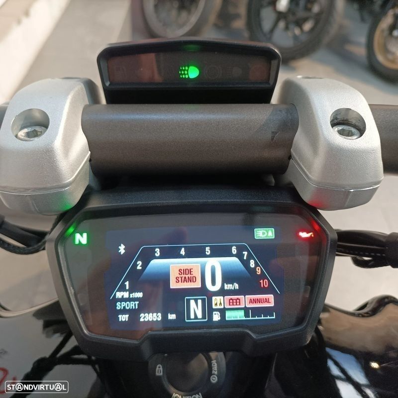 Ducati Diavel X - 16