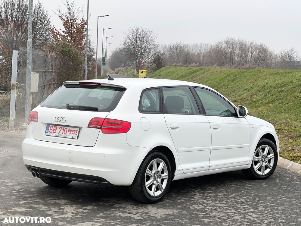 Audi A3 1.9 TDI Sportback S line Sportpaket plus - 3