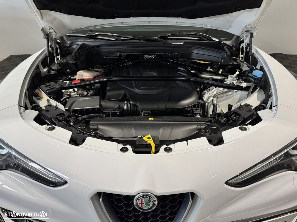 Alfa Romeo Stelvio 2.2 D Super AT8 - 54