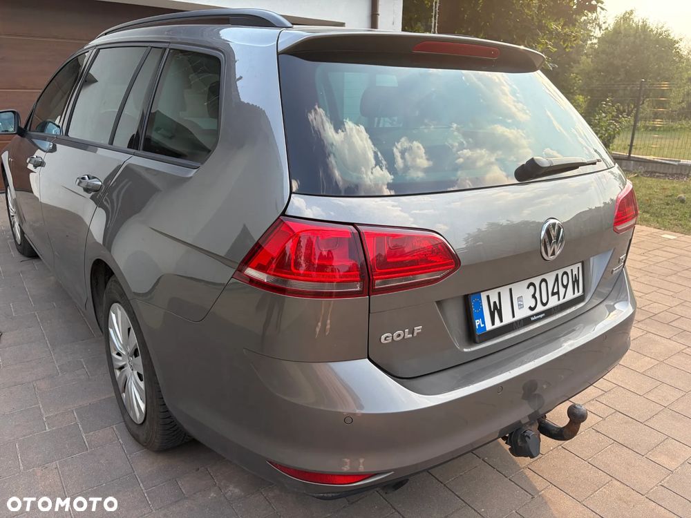 Volkswagen Golf 1.2 TSI BMT Comfortline - 2