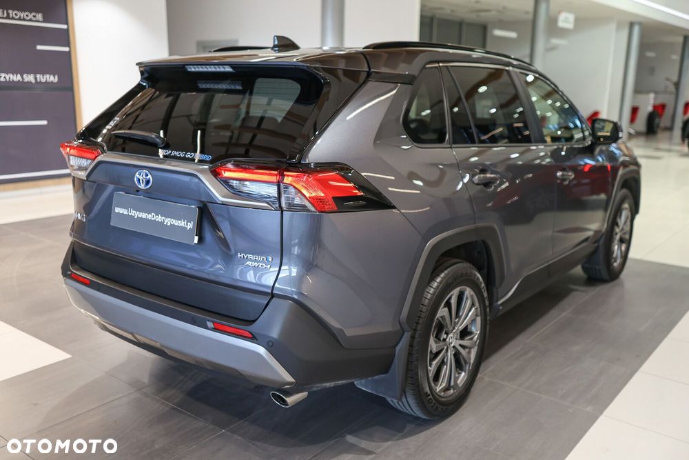 Toyota RAV4 - 10