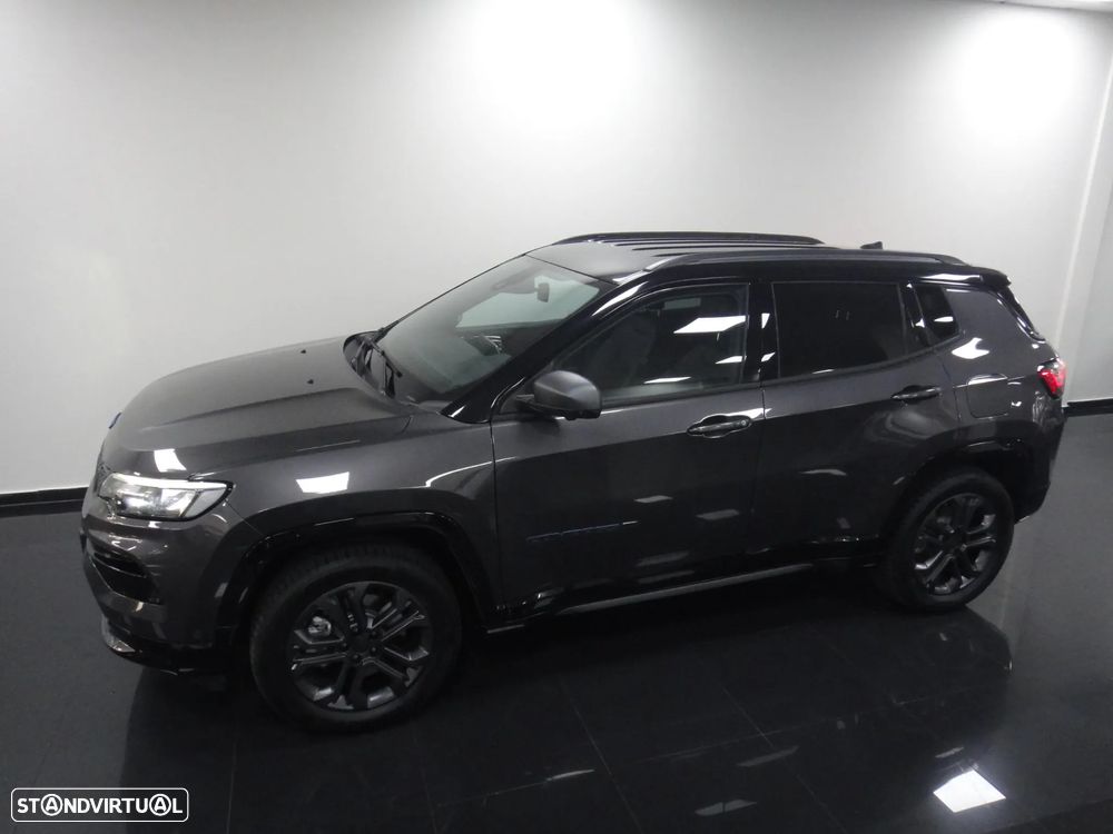 Jeep Compass 1.3 T4 4xe Auto Limited - 11