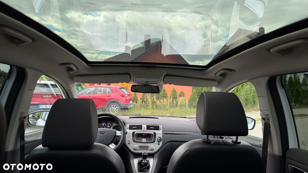 Ford Kuga 2.0 TDCi Titanium - 17