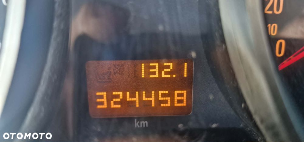 Opel Zafira - 9