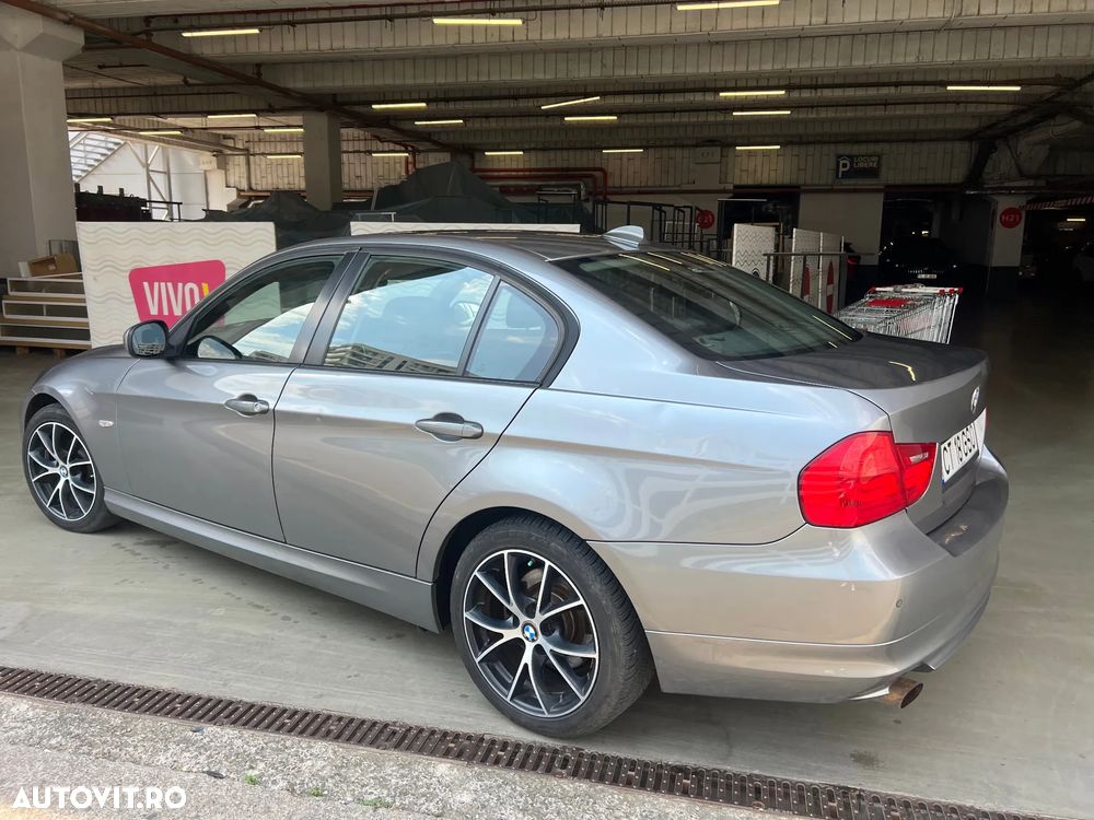 BMW Seria 3 318i Edition Lifestyle - 19
