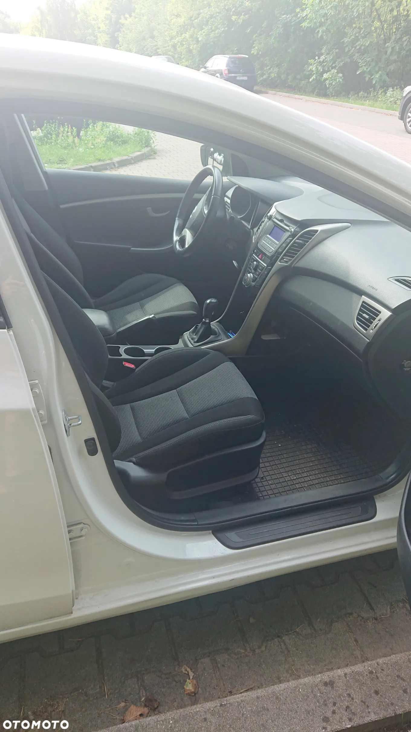 Hyundai i30 1.6 Classic + - 10