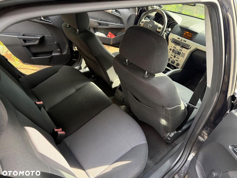 Opel Astra 1.7 CDTI - 14