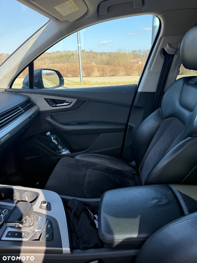 Audi Q7 - 17