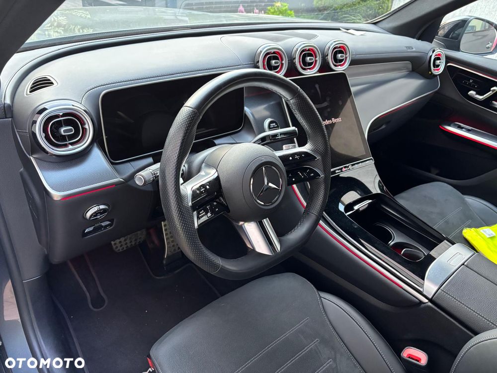 Mercedes-Benz GLC 200 4Matic 9G-TRONIC AMG Line Advanced - 10