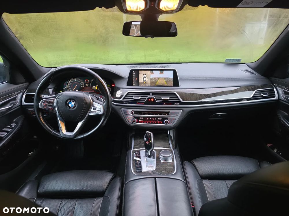 BMW Seria 7 730Ld xDrive - 21