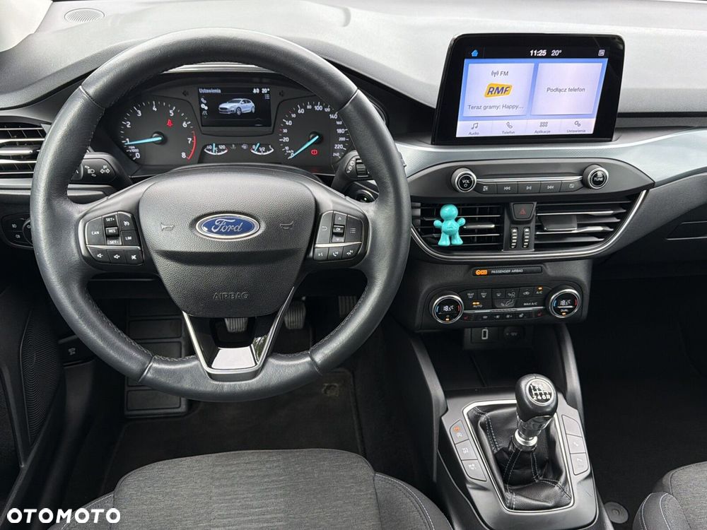 Ford Focus - 16