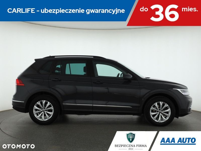 Volkswagen Tiguan - 8