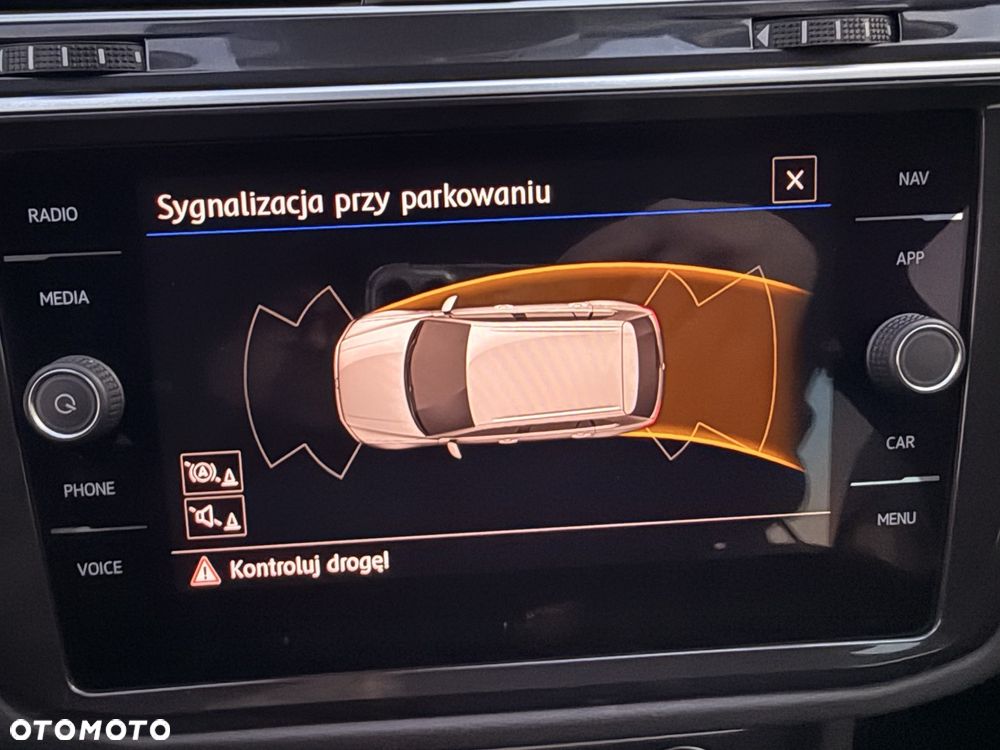 Volkswagen Tiguan - 21