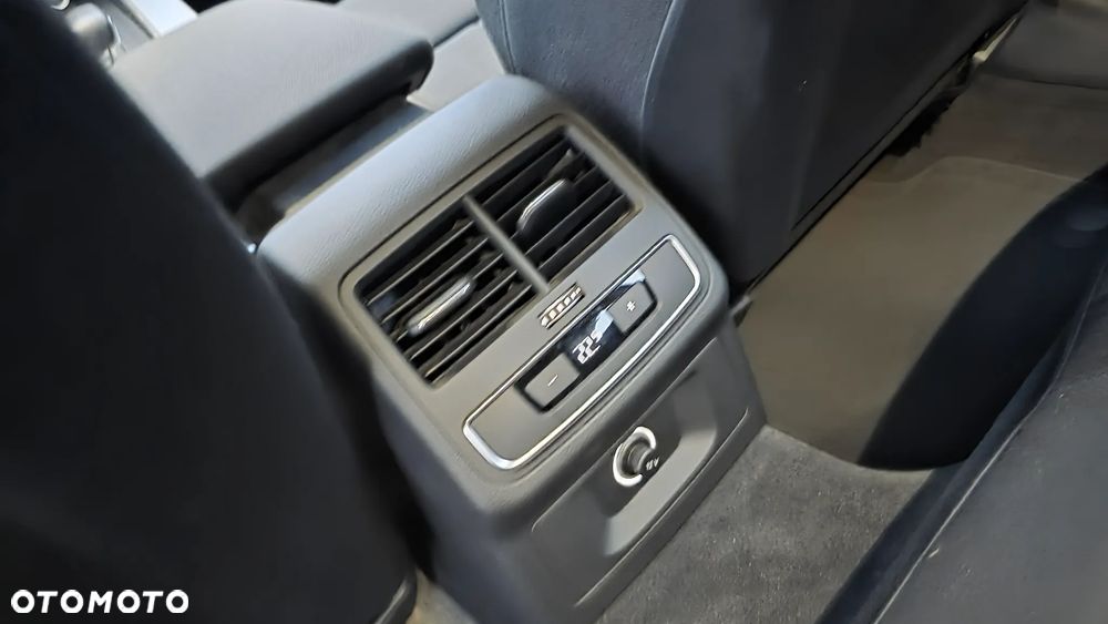 Audi A4 Avant 2.0 TDI S tronic sport - 30